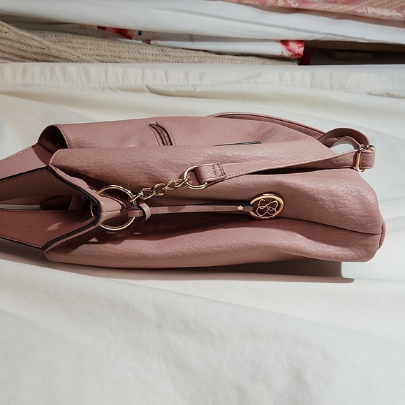 Jessica Simpson Leather with Crossbody Strap Tote Bag NWOT - Picture 5 of 6